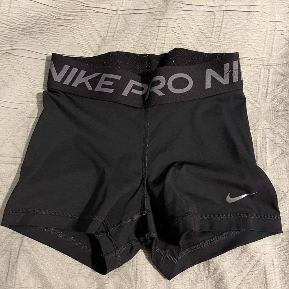 Nike Pro Women's Athletic Black Shorts